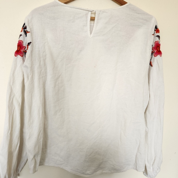 Ukrainian Style Top From H&M Medium - Picture 4 of 7